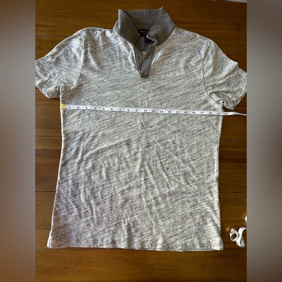 Banana Republic Men’s Short Sleeve Polo | Moisture Wicking - Picture 6 of 8